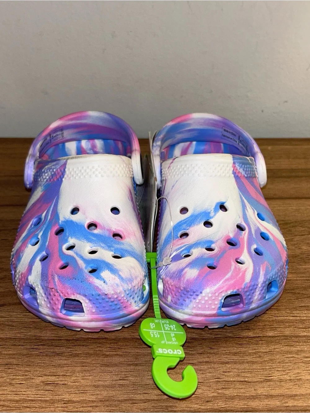 Crocs Classic Marbled Clog Slip On Toddler Size C8 US  White / Pink New
